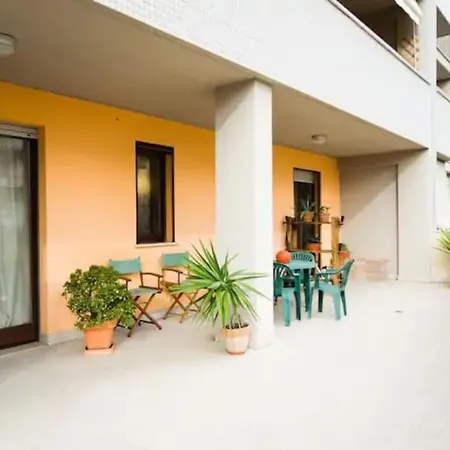 Casa Alpi 44 - Two Bedroom Flat With Huge Balcony Pescara Exterior photo