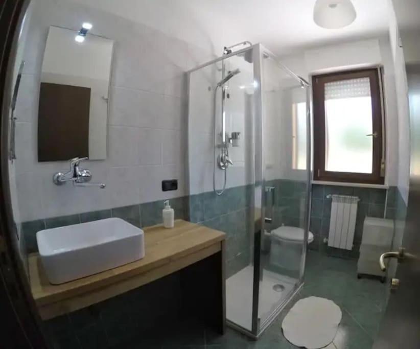 Casa Alpi 44 - Two Bedroom Flat With Huge Balcony Pescara
